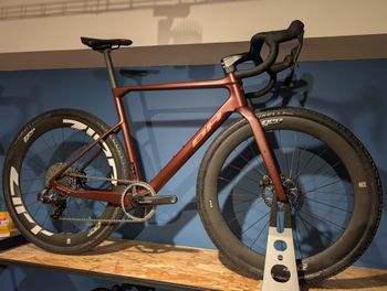 BH, GRAVELX EVO