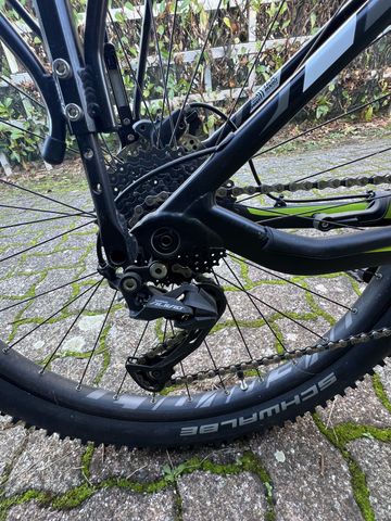 Used Lapierre HT5.5 2022 Mountainbike, Black — image 4 of 8