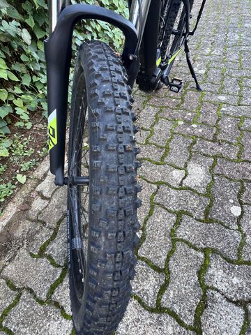 Used Lapierre HT5.5 2022 Mountainbike, Black — image 3 of 8