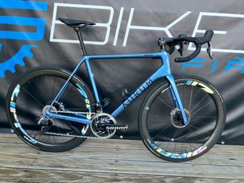 Aurum, Magma SRAM Red eTap AXS