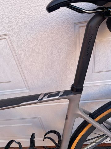 Scott Addict SRAM Force 2022 Road & Gravel de segunda mano, Gris claro — imagen 8 de 9