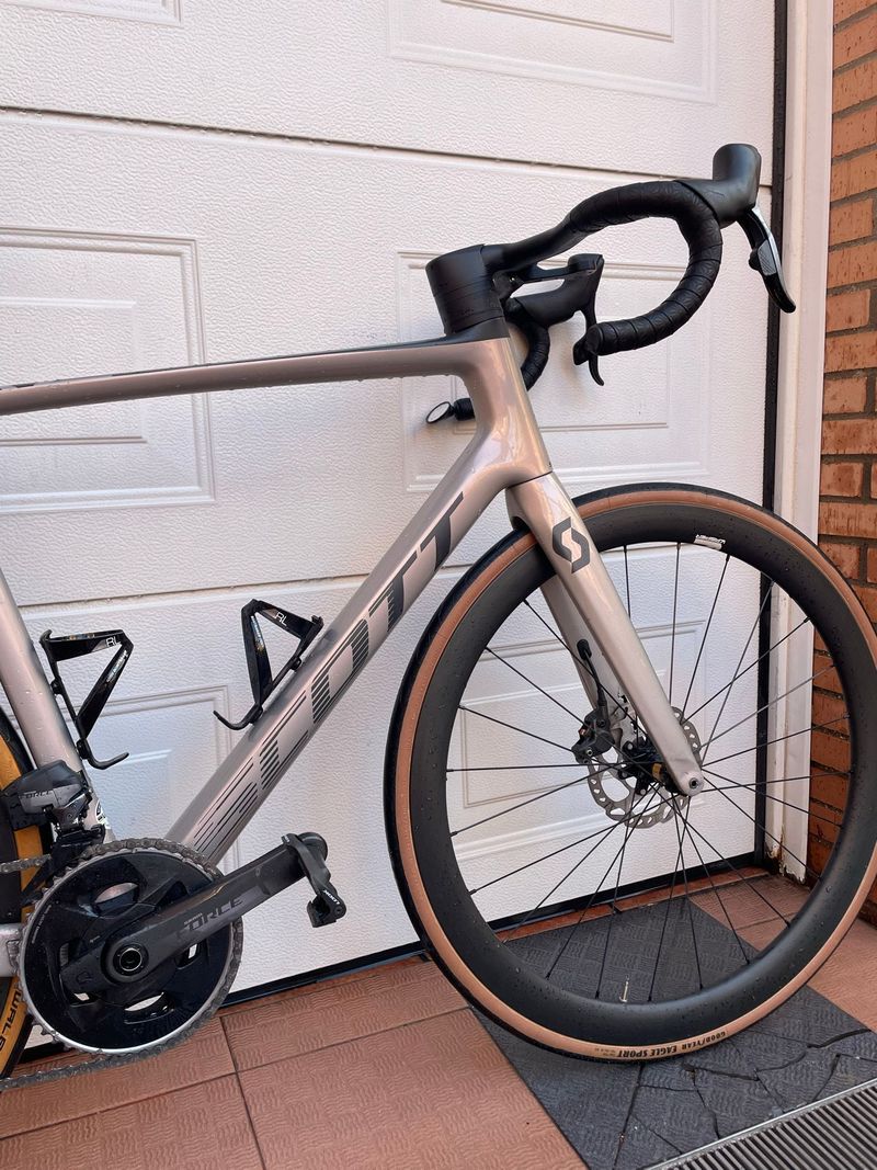 Gebrauchtes Scott Addict SRAM Force 2022 Road & Gravel