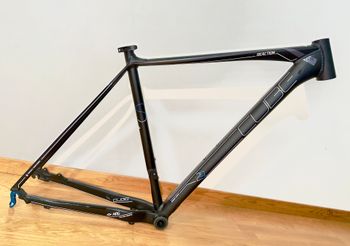 CUBE, Cube Reaction Frameset