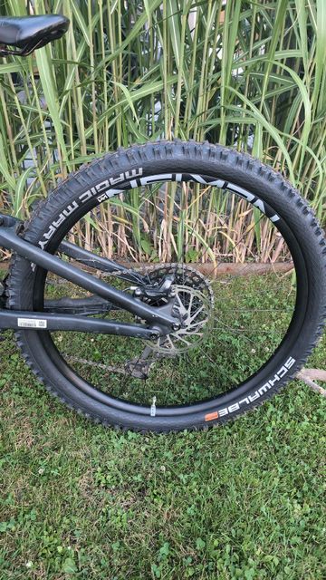 Tweedehands Specialized Enduro Elite 2021 2021 Mountainbike — afbeelding 8 van 10