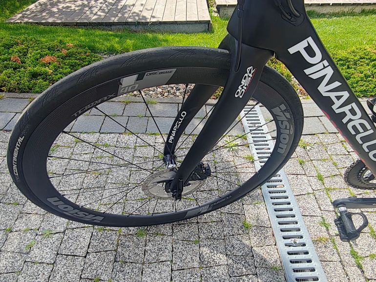 Used Pinarello GAN Disk Easy-Fit 105 Bike 2020 2020 Road & Gravel, Black — image 9 of 9