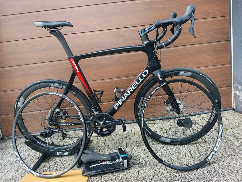 Used Pinarello GAN Disk Easy-Fit 105 Bike 2020 2020 Road & Gravel, Black — image 3 of 9