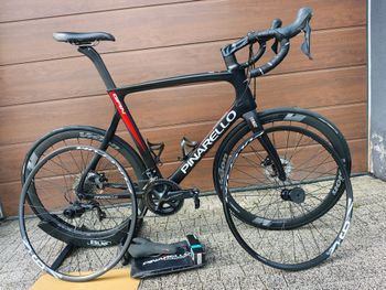 Pinarello, GAN Disk Easy-Fit 105 Bike 2020