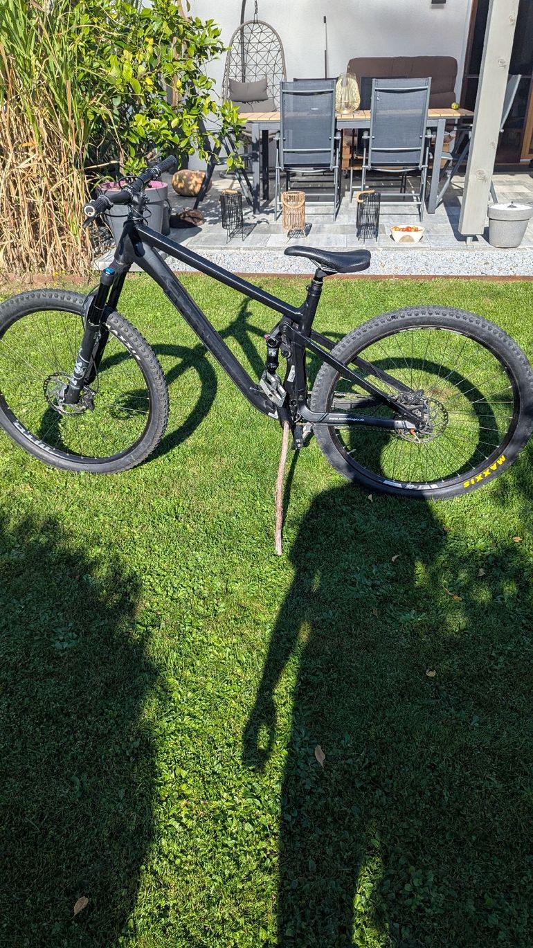 Used Ghost RIOT AM Essential 2021 2021 Mountainbike, Negro — image 7 of 9