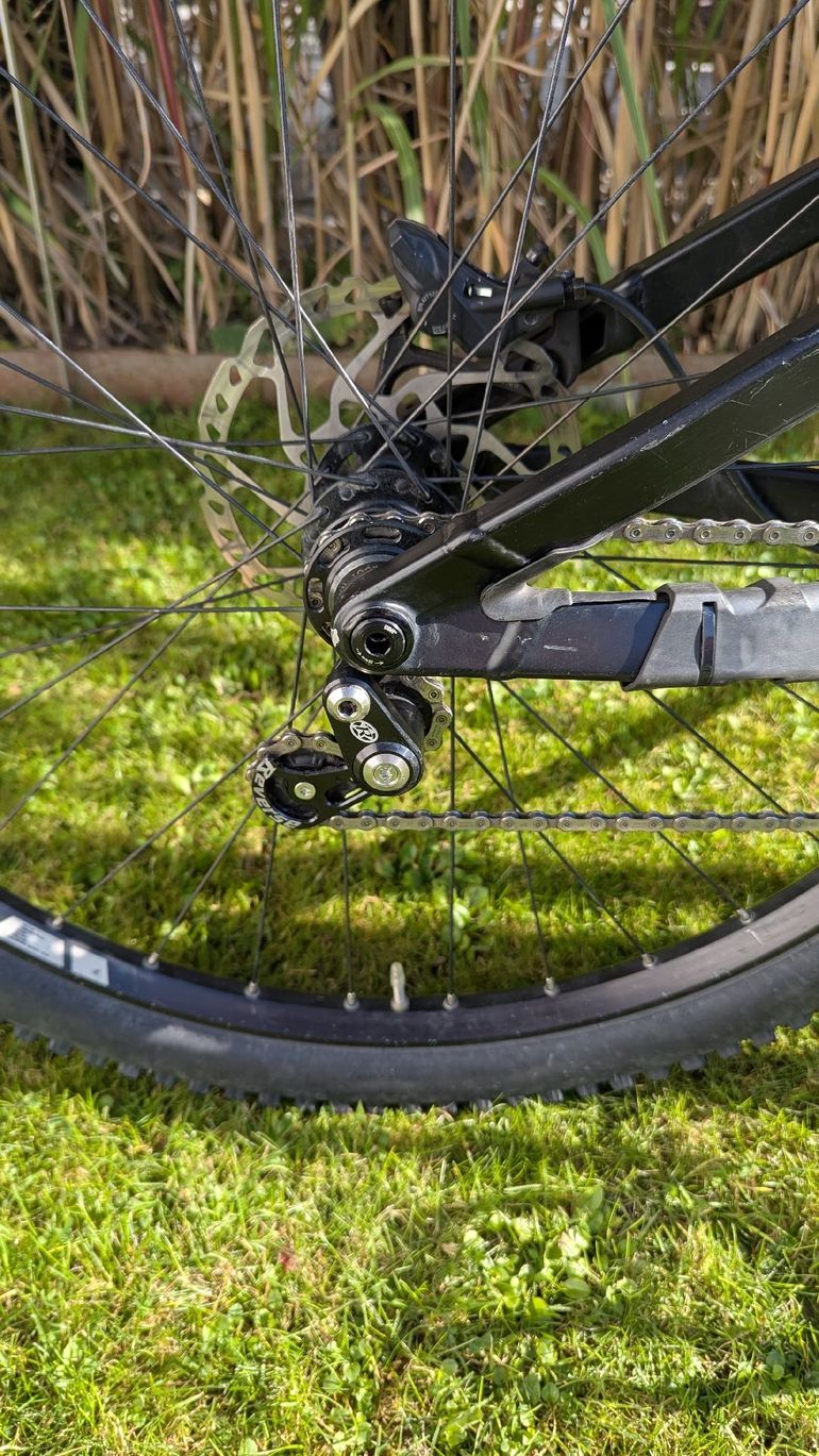 Used Ghost RIOT AM Essential 2021 2021 Mountainbike, Negro — image 4 of 9