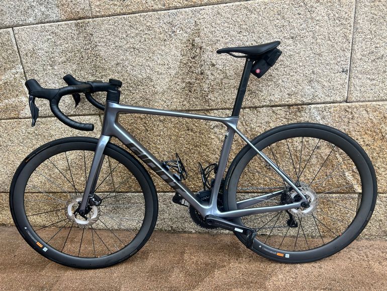 Used Giant TCR Advanced Pro 0 Di2 2025 2025 Road & Gravel, Azul — image 2 of 19