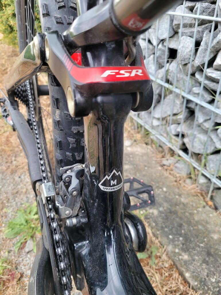 Used Specialized Stumpjumper FSR Expert Carbon 29 2012 2012 Mountainbike, Black, 29 — image 7 of 9