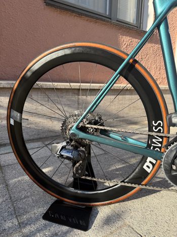 Used Canyon Ultimate CF SLX 8 Disc eTap 2022 2022 Road & Gravel, Blue — image 7 of 17