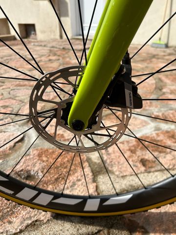 Used Scott Addict Sram Apex Etap AXS 2025 Road & Gravel, Green — image 7 of 7