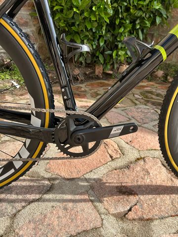 Used Scott Addict Sram Apex Etap AXS 2025 Road & Gravel, Green — image 3 of 7
