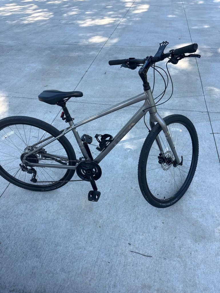 Used Trek Verve 3 Gen 5 2026 2026 Urban, Light Gray — image 2 of 4