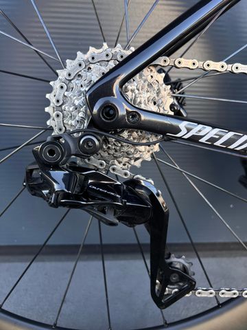 Used Specialized Tarmac Shimano Dura Ace Di2 2025 Road & Gravel, Purple — image 11 of 14