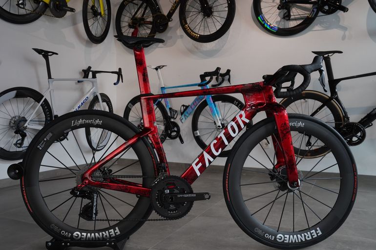 Used Factor One Shimano Dura Ace Di2 2026 Road & Gravel, Rosso — image 12 of 18
