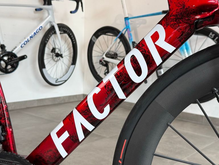 Used Factor One Shimano Dura Ace Di2 2026 Road & Gravel, Rosso — image 14 of 18