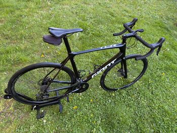 Used Giant TCR Advanced 2 Disc 2021 2021 Road & Gravel, Black — image 21 of 25