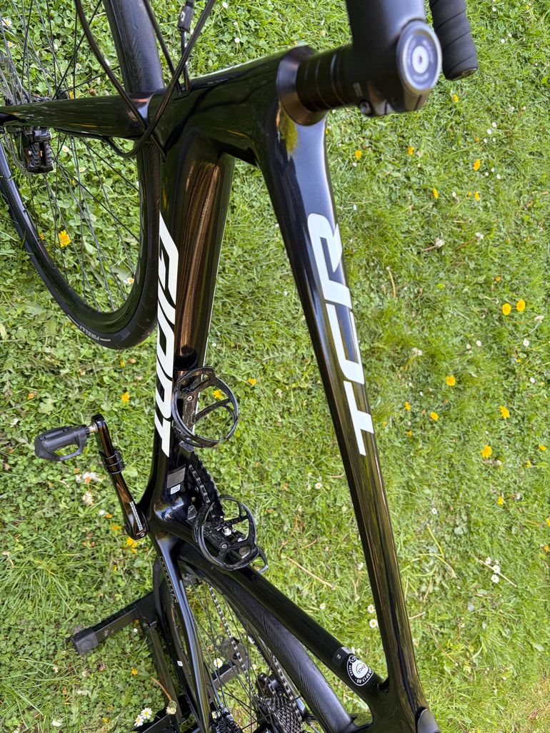 Used Giant TCR Advanced 2 Disc 2021 2021 Road & Gravel, Black — image 5 of 25