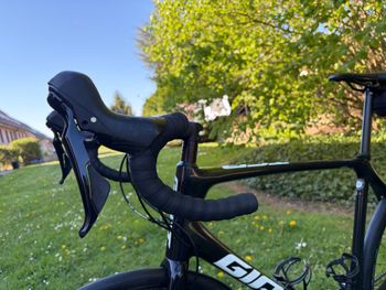 Used Giant TCR Advanced 2 Disc 2021 2021 Road & Gravel, Black — image 3 of 25