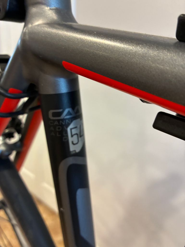 Used Cannondale CAAD12 105 2017 2017 Road & Gravel, Light Gray — image 4 of 6