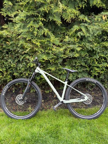 Giant Fathom 1 2022 2022 Mountainbike d'occasion — image 23 sur 27