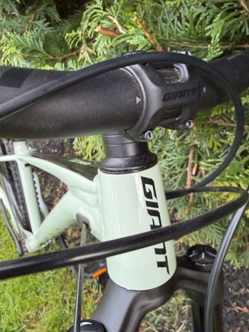 Giant Fathom 1 2022 2022 Mountainbike d'occasion — image 19 sur 27