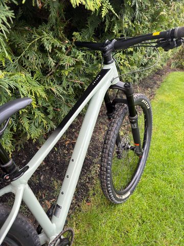 Giant Fathom 1 2022 2022 Mountainbike d'occasion — image 12 sur 27