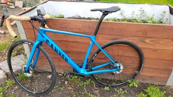 Used Canyon Endurace CF SLX 8 AXS 2024 2024 Road & Gravel, Blue — image 2 of 6