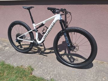 Used Specialized Epic 8 Comp 2024 2024 Mountainbike, White, 29 — image 4 of 7