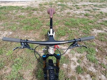 Used BMC Fourstroke SRAM XX1 Eagle AXS 2023 Mountainbike, White — image 4 of 4