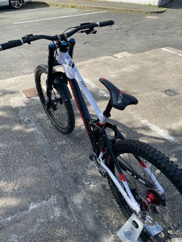 Tweedehands Mondraker Summum 29 2021 2021 Mountainbike — afbeelding 5 van 7
