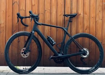Used Canyon Endurace CF 7 2024 2024 Road & Gravel, Black — image 5 of 7