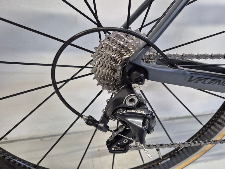 Used Carrera Veleno Shimano Ultegra 2018 Road & Gravel, Gris claro — image 8 of 20