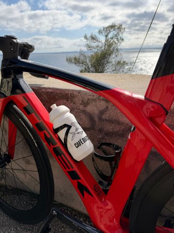 Trek Madone SL 6 2021 2021 Road & Gravel usato, Rosso — immagine 5 di 7