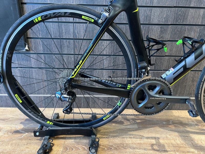 Tweedehands Fuji Transonic 2.1 2016 2016 Road & Gravel — afbeelding 2 van 3