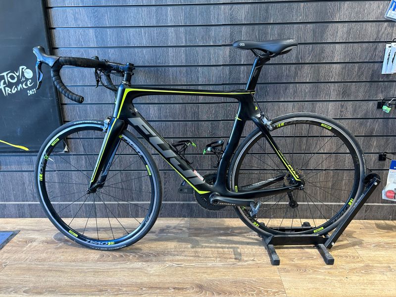 Tweedehands Fuji Transonic 2.1 2016 2016 Road & Gravel — afbeelding 3 van 3
