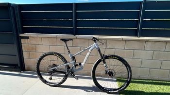 Santa Cruz, Hightower R / Aluminum / 29 2021