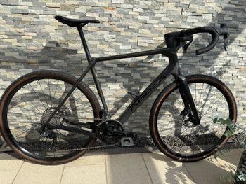 Used Orbea TERRA M20i TEAM 2023 2023 Road & Gravel, Black — image 1 of 9