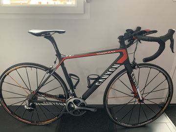 Käytetty Canyon Ultimate CF SLX Team Katusha 2015 Road & Gravel