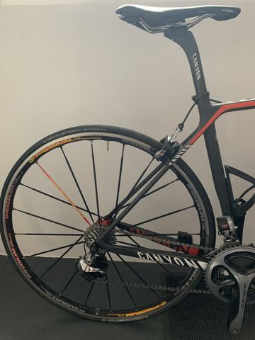 Brugt Canyon Ultimate CF SLX Team Katusha 2015 Road & Gravel — billede 3 af 6