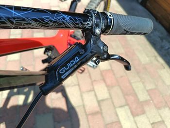 Used Canyon Sender Shimano ZEE 2017 Mountainbike, Red — image 8 of 11