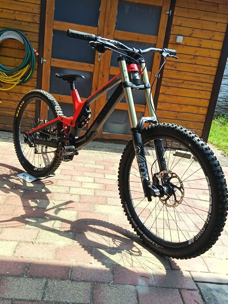 Used Canyon Sender Shimano ZEE 2017 Mountainbike, Red — image 5 of 11