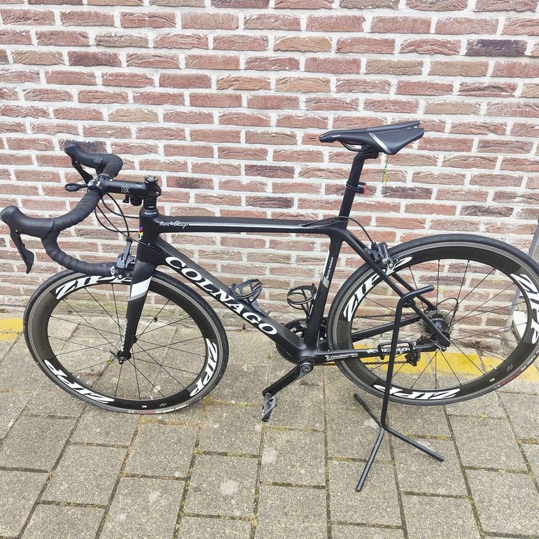 Used Colnago CX Zero Disc Ultegra Di2 Bike 2022 2022 Road & Gravel, Black — image 2 of 4