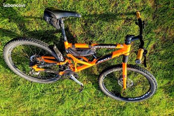 Used Cannondale 700 2003 Mountainbike, Orange — image 10 of 12