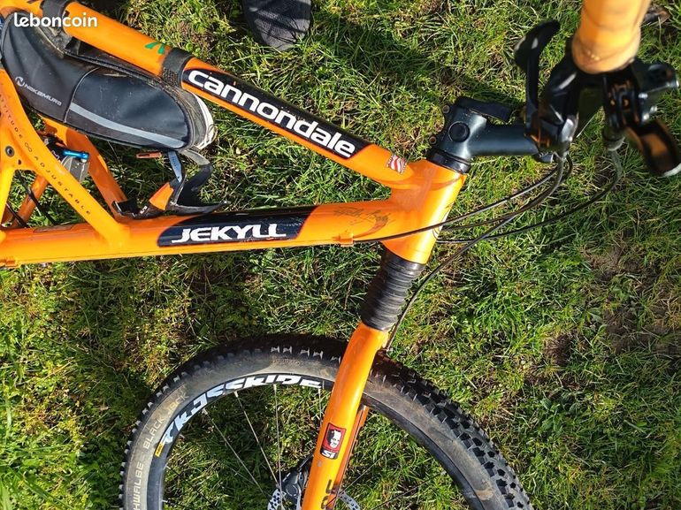 Used Cannondale 700 2003 Mountainbike, Orange — image 2 of 12