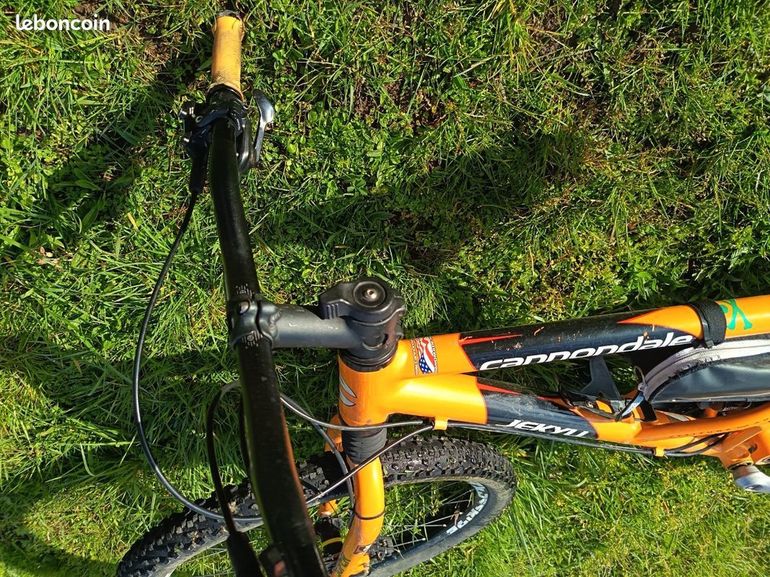 Used Cannondale 700 2003 Mountainbike, Orange — image 12 of 12
