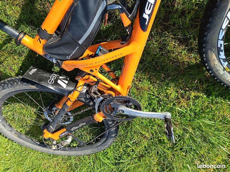 Used Cannondale 700 2003 Mountainbike, Orange — image 5 of 12