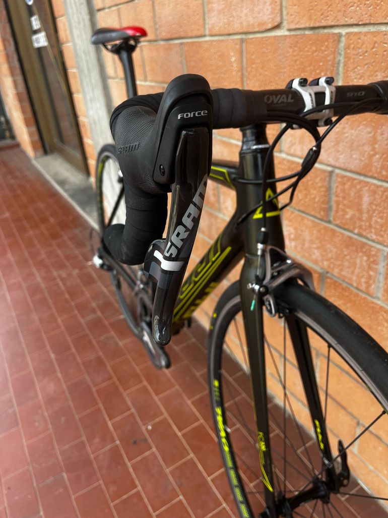 Used Fuji SL-1 SRAM Force 2010 Road & Gravel, Black — image 4 of 6